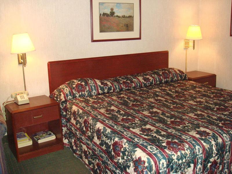 Fairborn Hotel And Inn Buitenkant foto